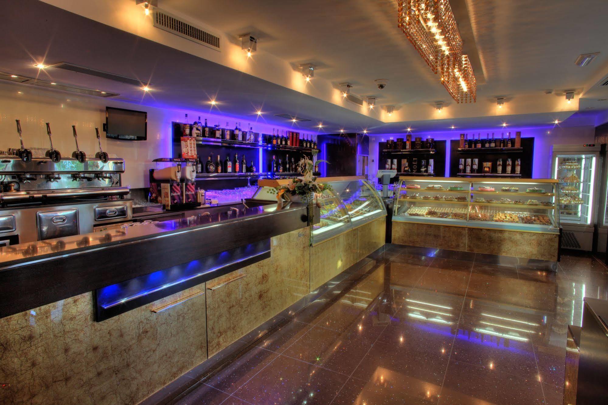 Hotel Cenacolo Somma Vesuviana Extérieur photo